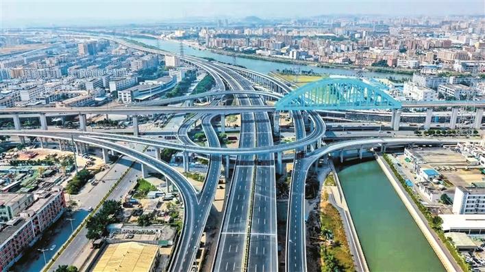 深圳外环高速公路一期正式建成通车